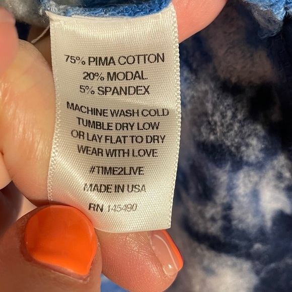 🔥 SALE - NWT Women’s Electric & Rose Tie Die Hi Lo Sweatshirt - Size XS - Picture 6 of 8